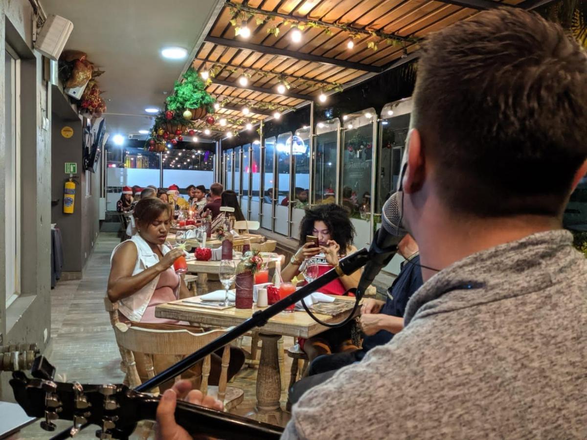 Hotel Mediterraneo Medellín Kültér fotó