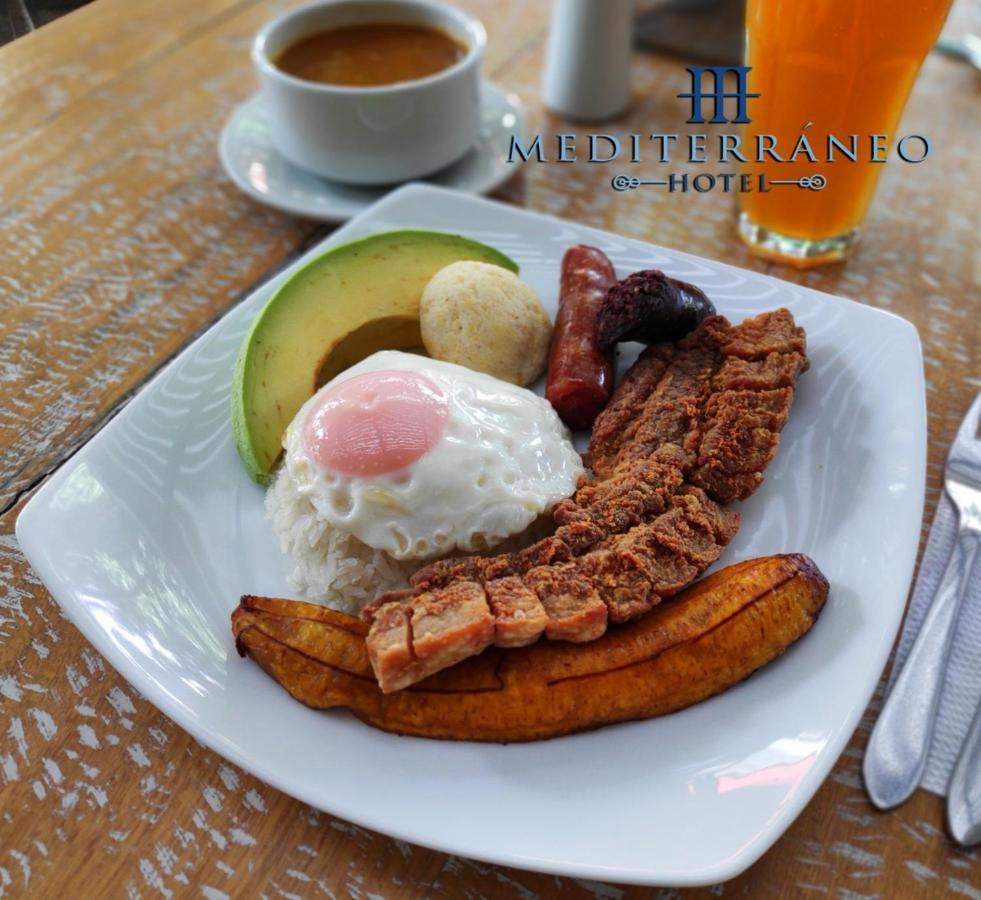 Hotel Mediterraneo Medellín Kültér fotó